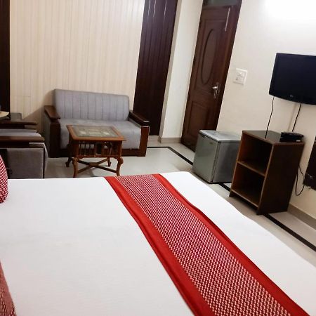 Hotel Home Stay Dwarka Delhi  Exterior photo