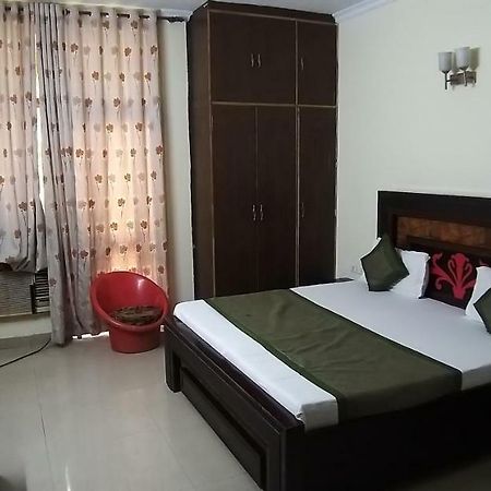 Hotel Home Stay Dwarka Delhi  Exterior photo