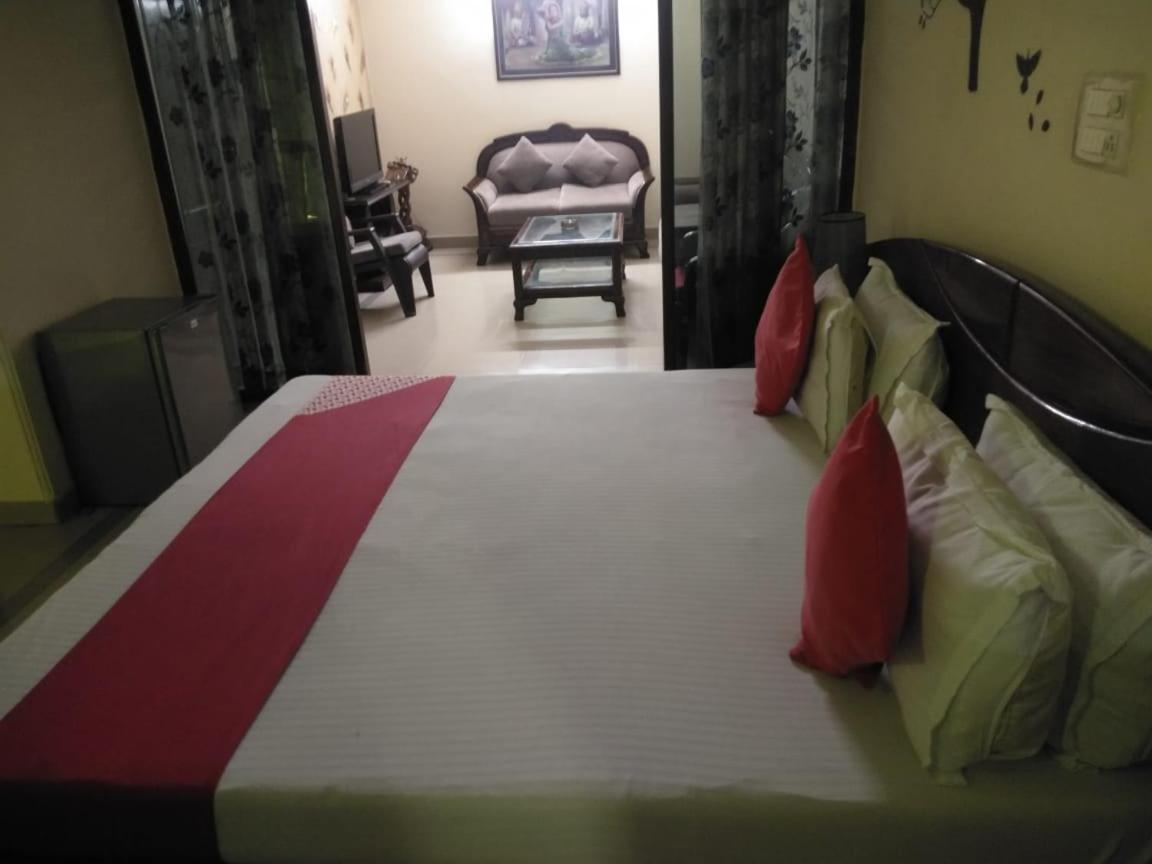Hotel Home Stay Dwarka Delhi  Exterior photo
