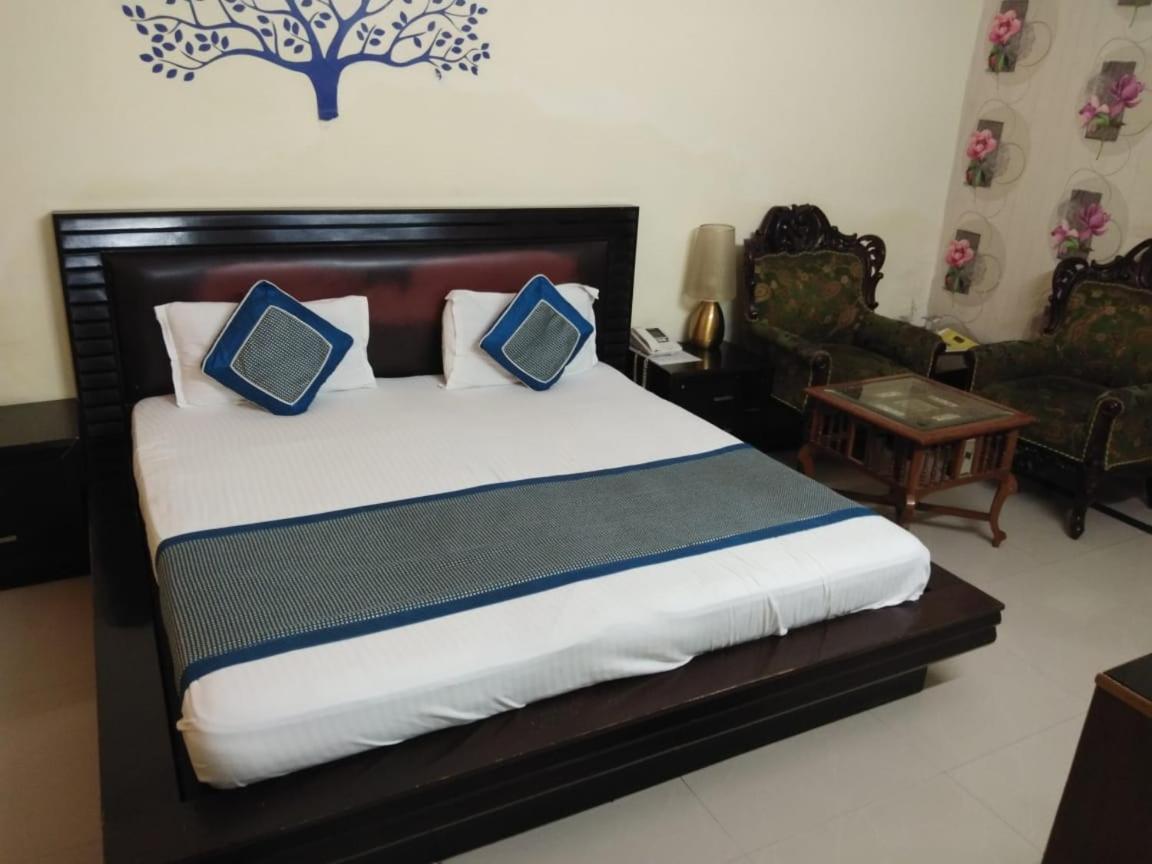 Hotel Home Stay Dwarka Delhi  Exterior photo