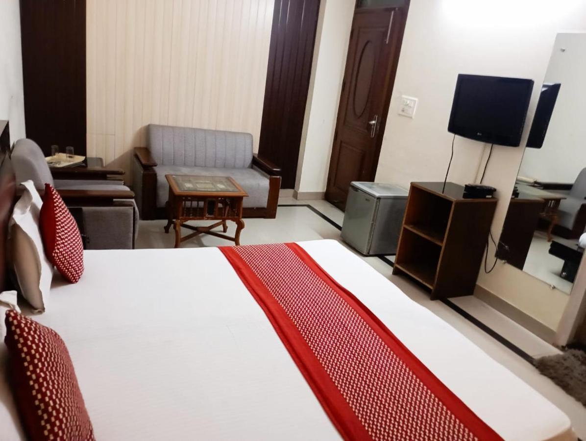 Hotel Home Stay Dwarka Delhi  Exterior photo